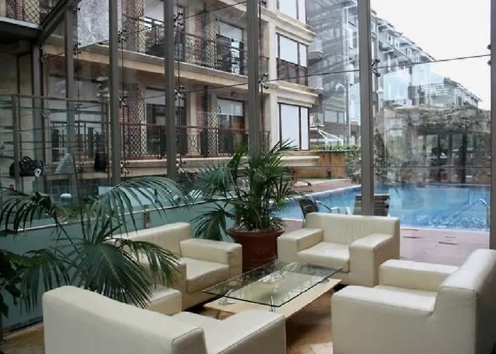 Отель Gran Liber & Playa Golf Ноха