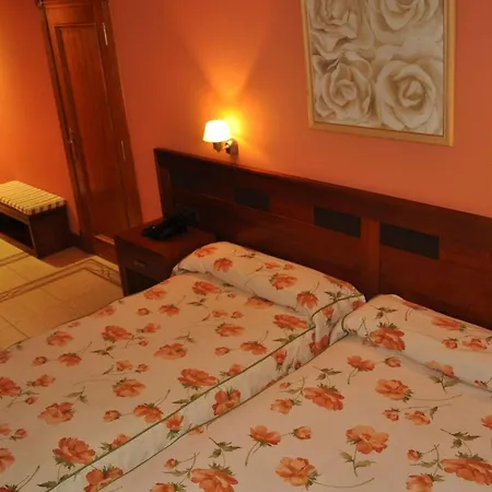 ホテル Gran Liber & Playa Golf ノハ