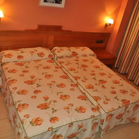 Gran Liber & Playa Golf Noja