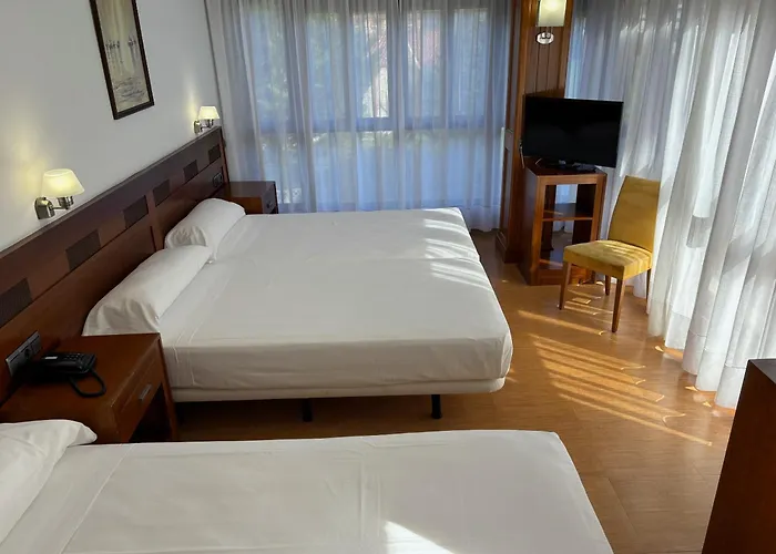 Hotel Gran Liber & Playa Golf Noja