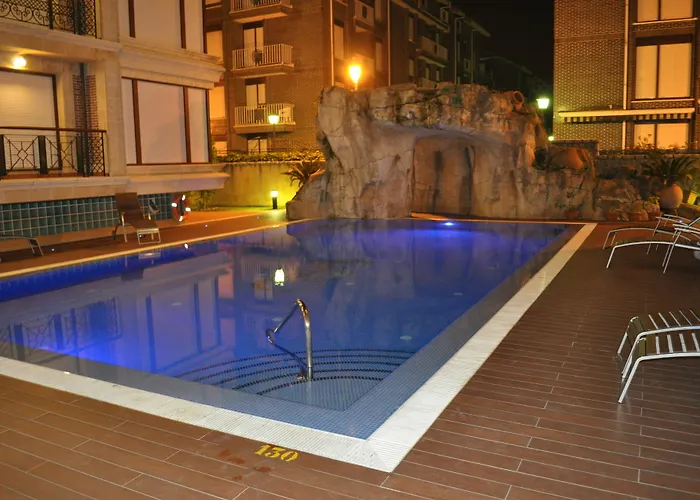 Hotel Gran Liber & Playa Golf 4*